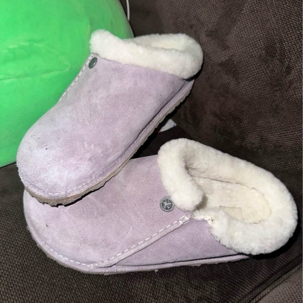 size 39/8-8.5 Birkenstock Purple Fog Suede Leather slippers-100$ I paid 189$